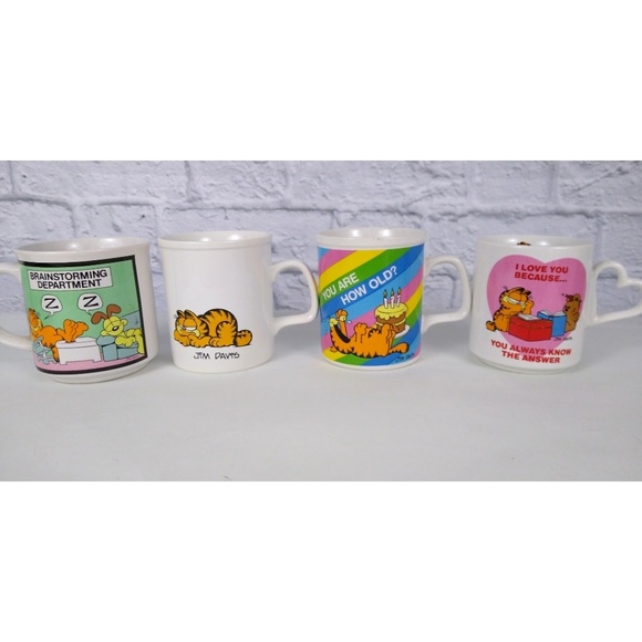 Garfield Other - Vintage Garfield Mugs Set of 4